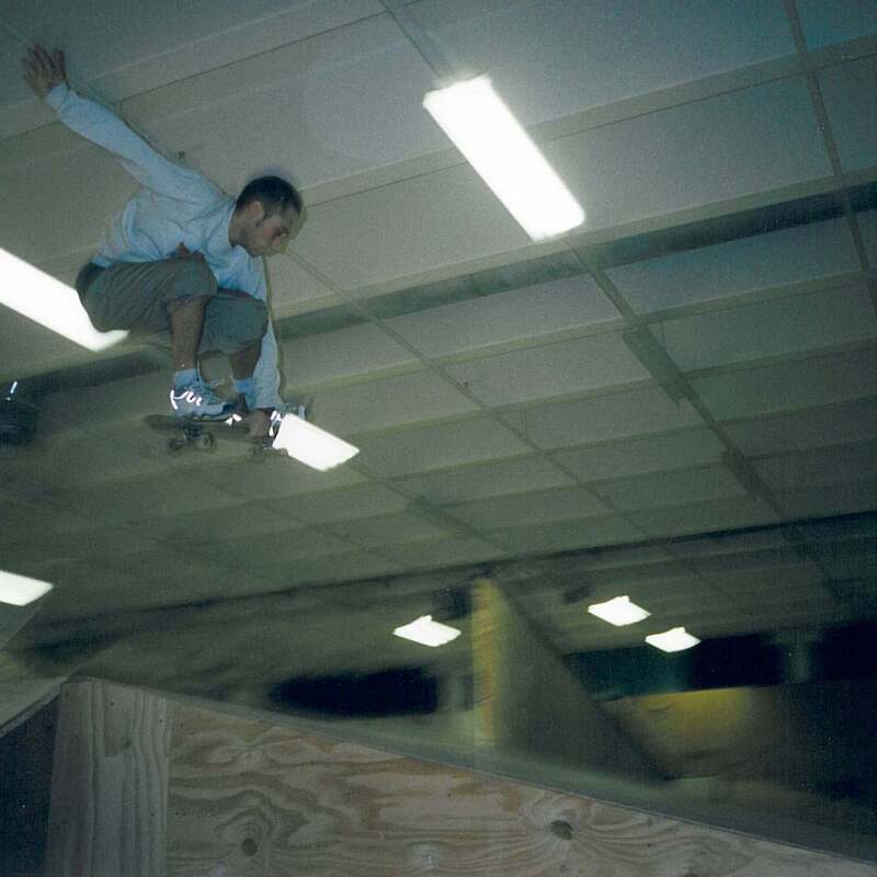 Timo

Mute Tweaker

Halle Hennef

ca 2002